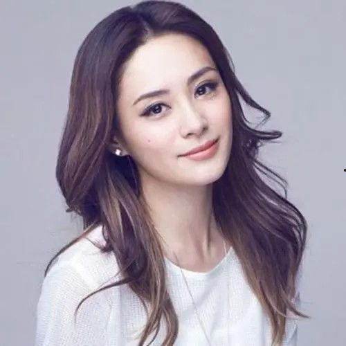 娱乐圈吃瓜女粉丝,揭秘吃瓜女粉丝的疯狂世界