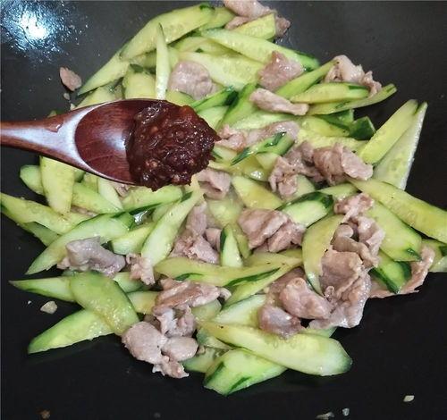 娱乐吃瓜酱美洲大蠊,娱乐吃瓜酱中的神秘生物揭秘