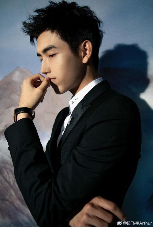 中国娱乐圈吃瓜男星小说,揭秘吃瓜男星的逆袭之路