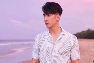 娱乐圈中两个男人吃瓜,揭秘幕后真相